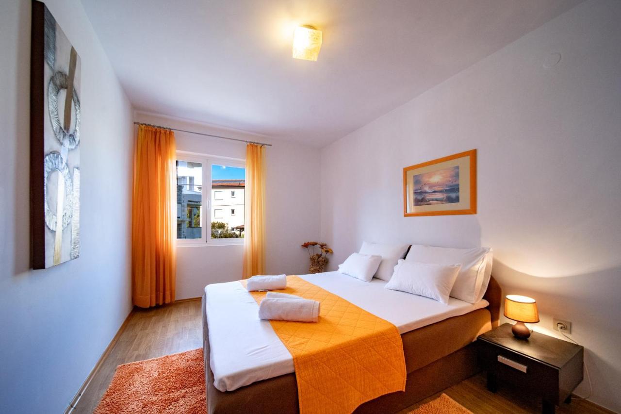 Apartments Lazaric Lopar Buitenkant foto
