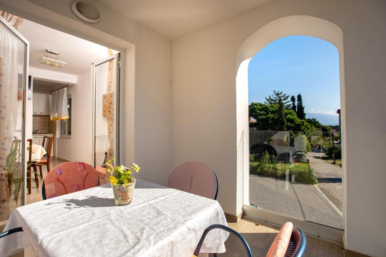 Apartments Lazaric Lopar Buitenkant foto